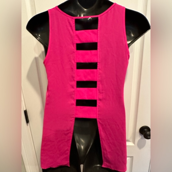 Dressy open back top - Picture 2 of 3